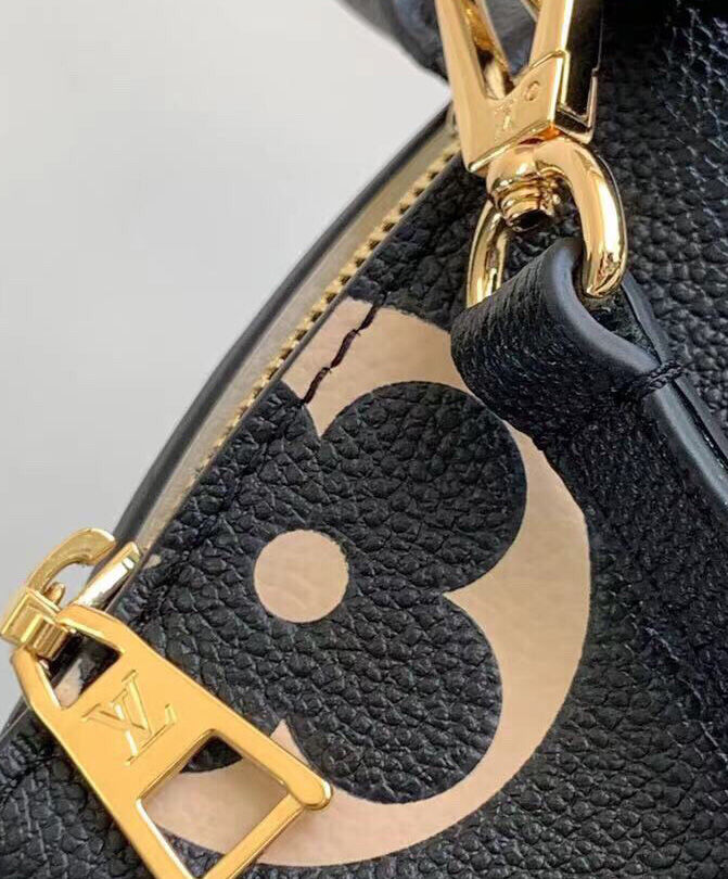 Louis Vuitton Grand Palais M45842 Black